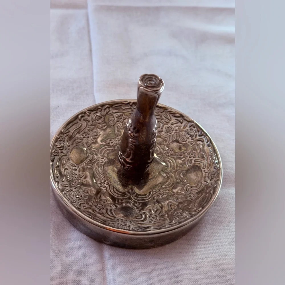 Ornate Silver plated Jewelry rings Holder vintage